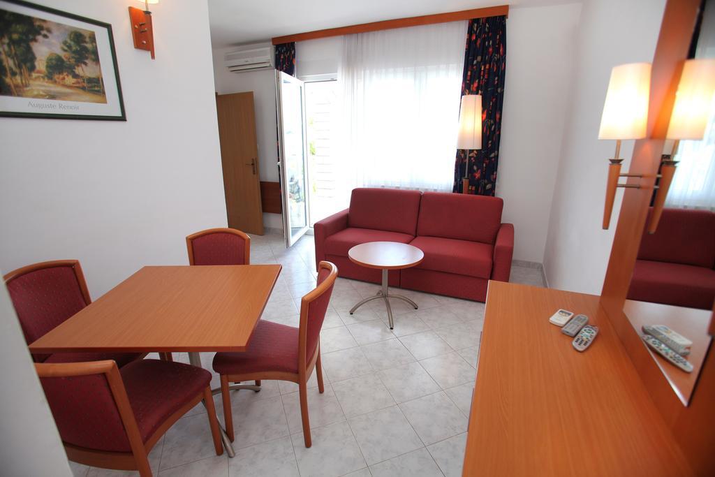 Apartments Mjm Trogir Szoba fotó