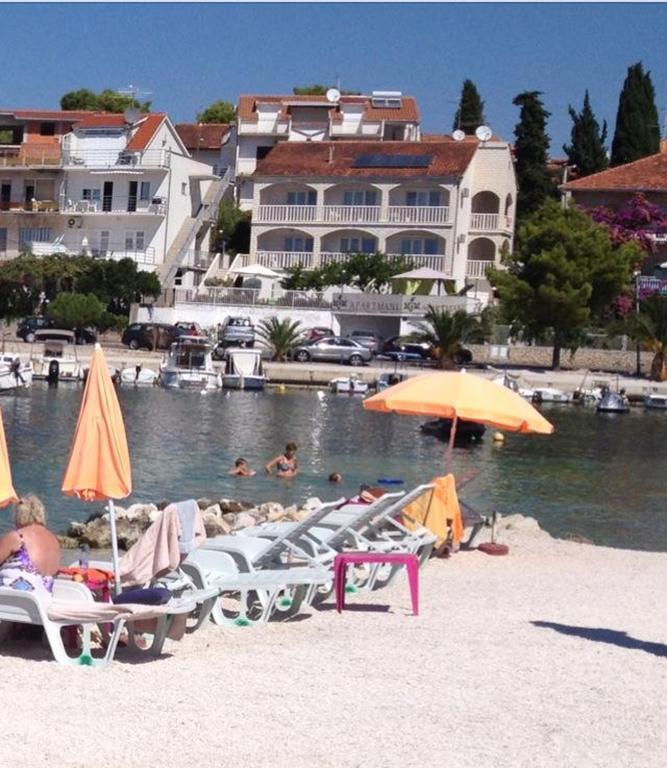 Apartments Mjm Trogir Kültér fotó